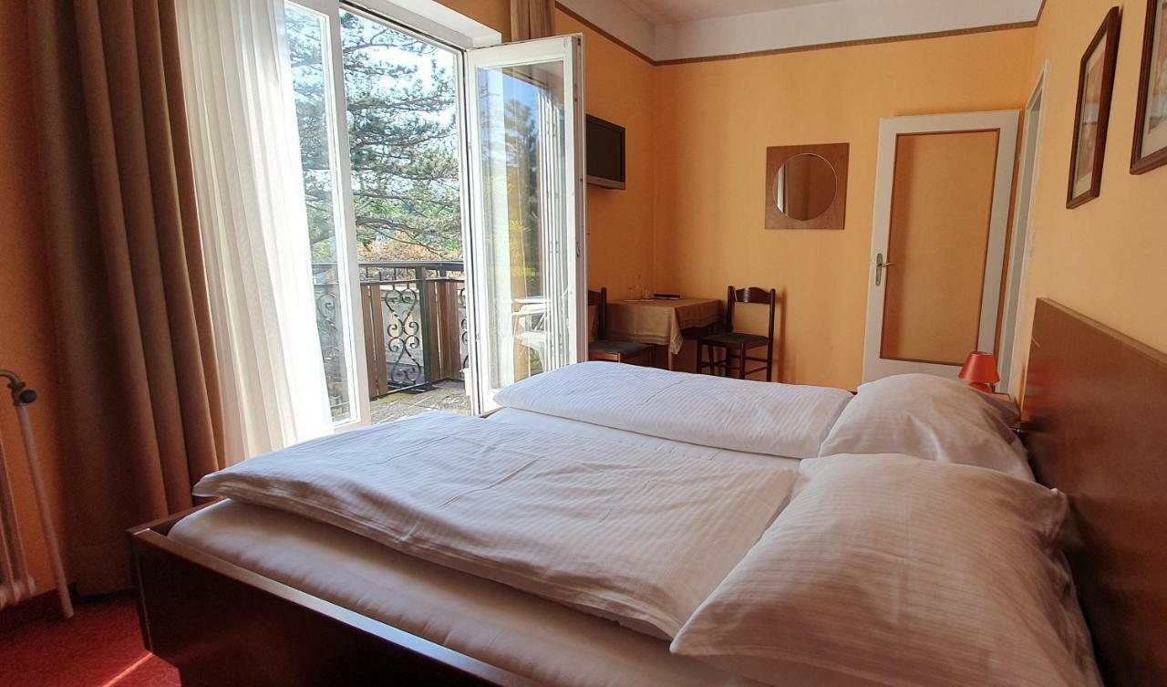 Pension Villa Inge Baden Buitenkant foto